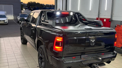 Механическая роллета на кузов Dodge RAM 1500 - фото 3